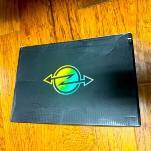 Gt cut 1 (Black Crimson Green)- Worn Once